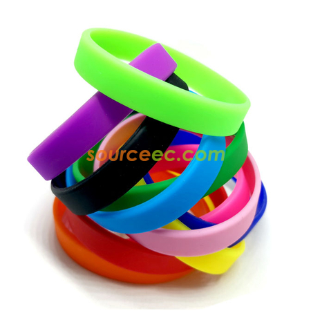Customization Voguish Wristband Corporate Gifts