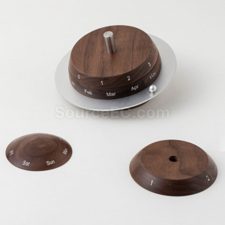 Customization Earth Shaped Wooden Calendar Corporate Gifts
