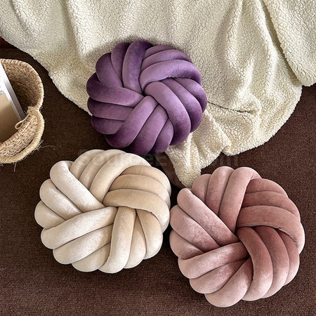 Knot Circular Cushion