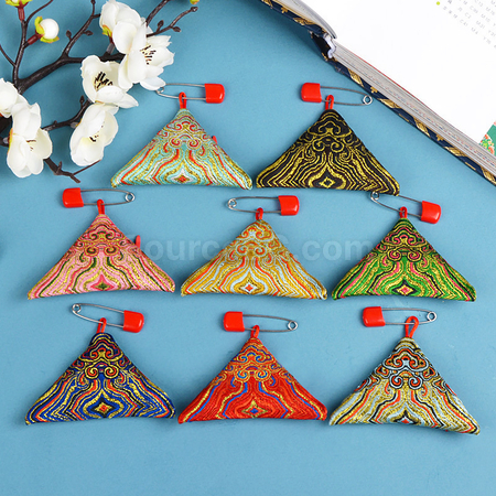 Customization Triangular Peace Sachet Corporate Gifts