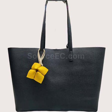 Customization East‑West‑South‑North Pendant Keychain Corporate Gifts